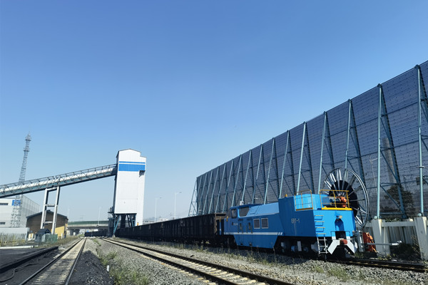 乐清湾公司上半年铁路发运量创新高